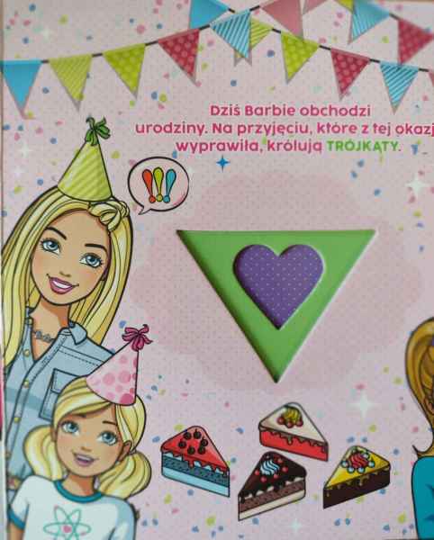 zdjęcie strony książki o trójkątach z grafiką lalek Barbie