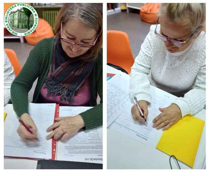 kolaż zdjęć czytelniczek podczas rozwiązywania zadań przy stoliku, po lewej logo biblioteki